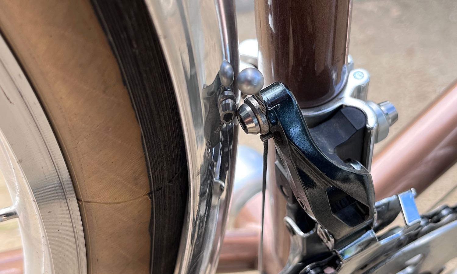 Front derailleur touching front fender